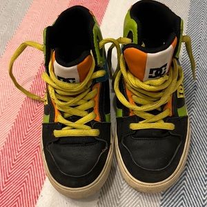 DC skateboard high top sneaker
